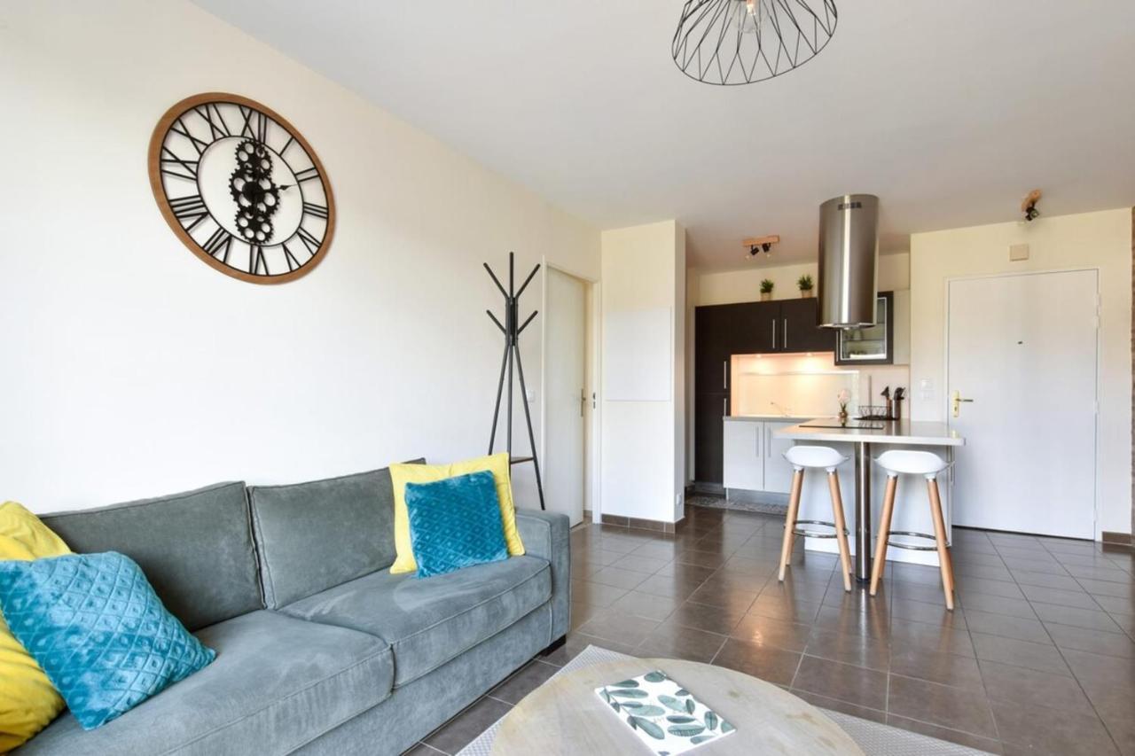 Appart Cosy Quartier Calme Hyper Centre Parking Apartment Magny-le-Hongre Exterior photo